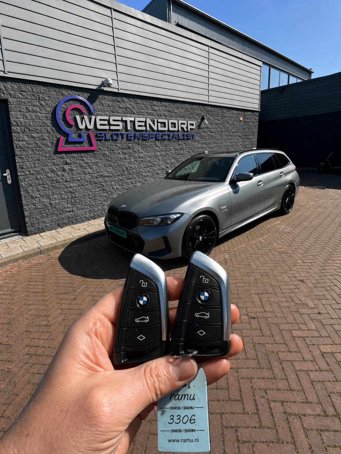 BMW 3-serie Touring, autosleutel bijgemaakt en geprogrammeerd