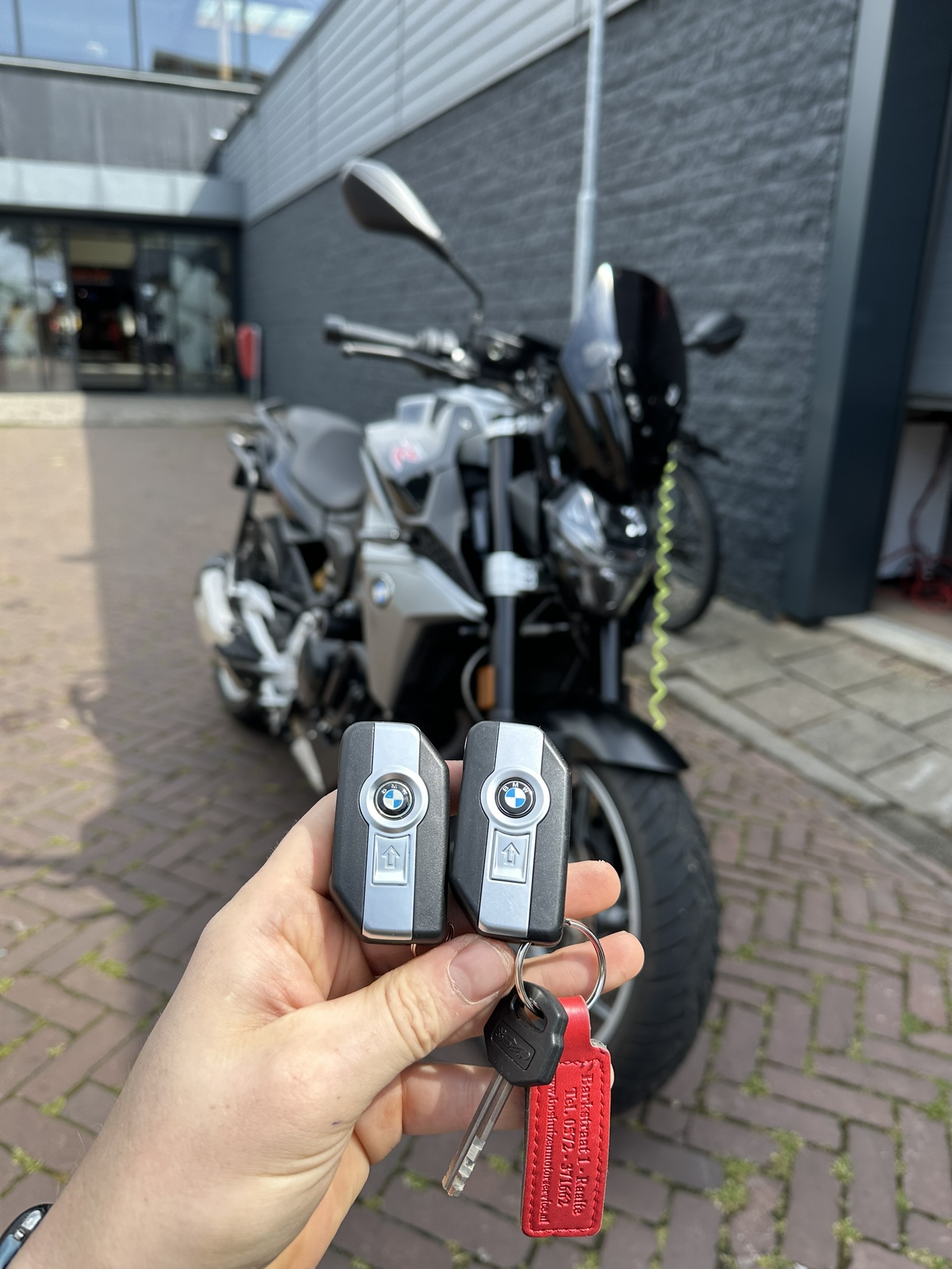 BMW motorsleutel bijgemaakt en geprogrammeerd