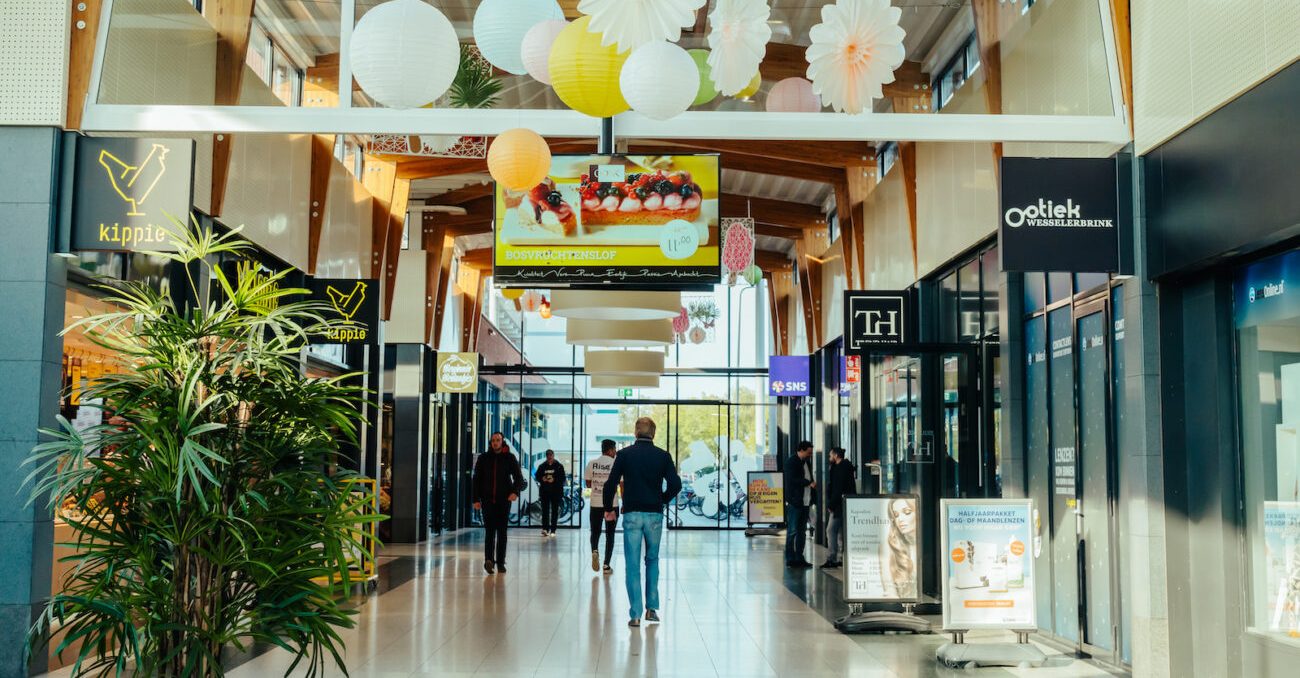 Winkelcentrum Enschede Zuid – project met elektronisch toegangssysteem en sluitplan door Westendorp Slotenspecialist.